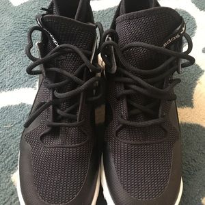 Adidas Tubular Mid X